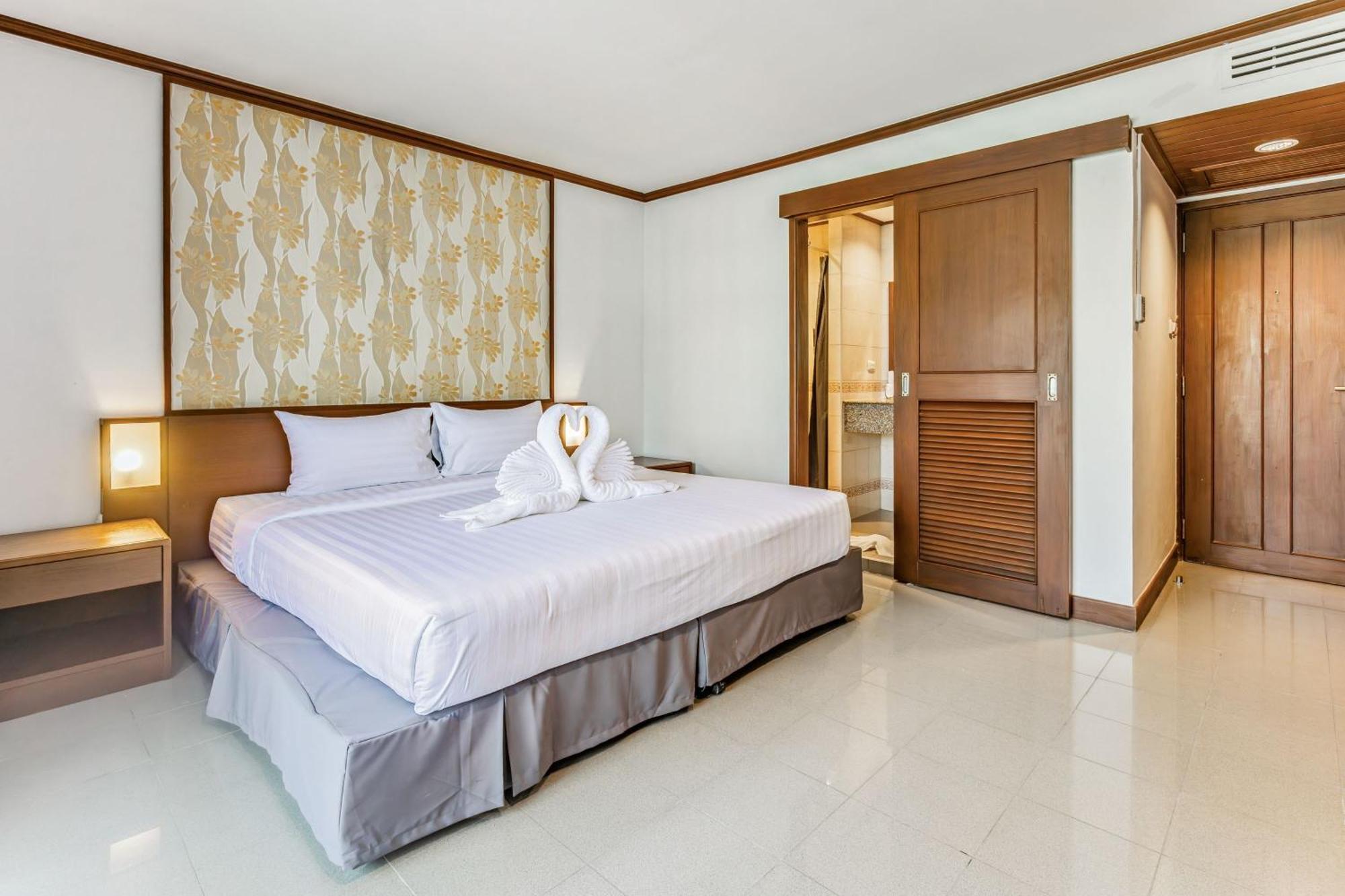 Rattana Beach Hotel Karon Zimmer foto
